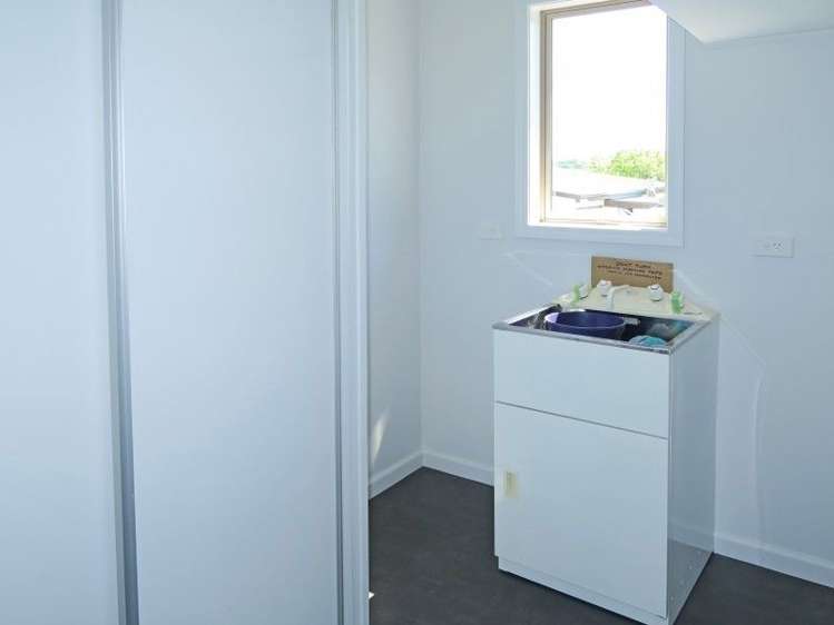 80 Salcombe Street Kaitangata_12