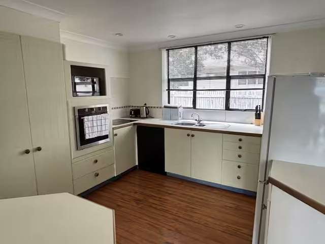77b Eversham Road 11229_2