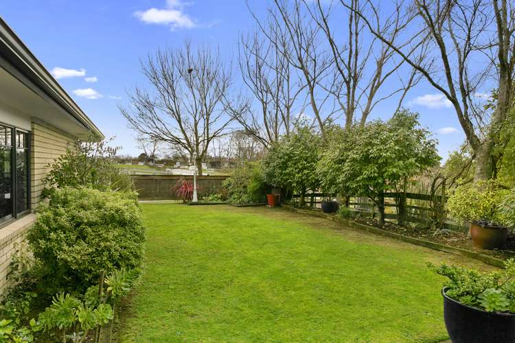 8 Rowling Place Leamington_18