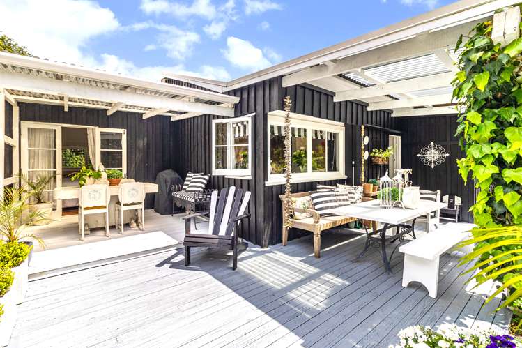 31 Alison Road Surfdale_10