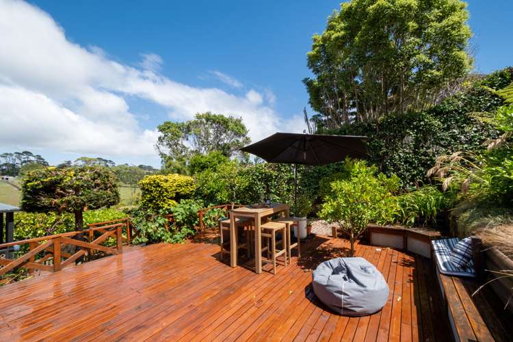 49 Waitakere Road Waitakere_2