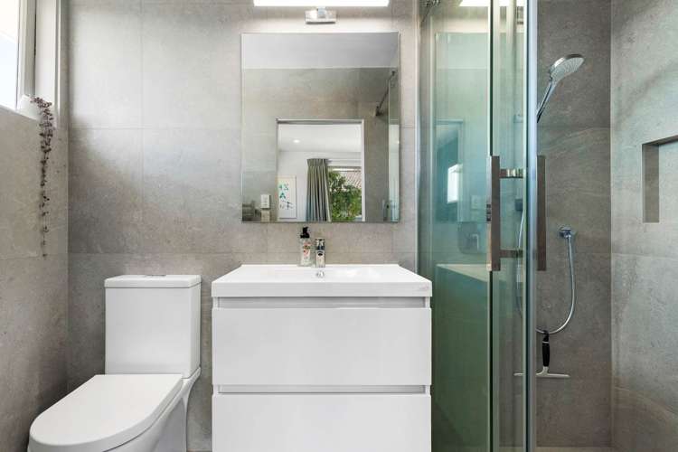 18 Harmel Road Glendene_20