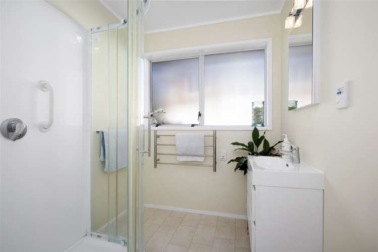 2a Lynley Terrace Pukekohe_5