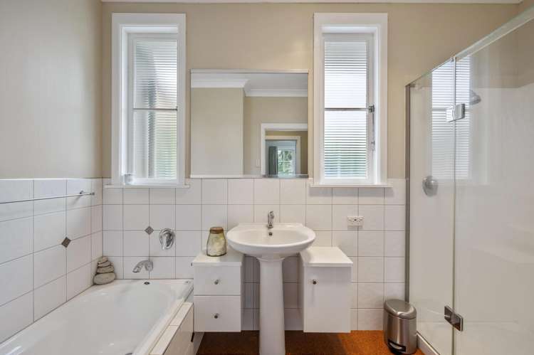 1028 Railway Road South Longlands_16