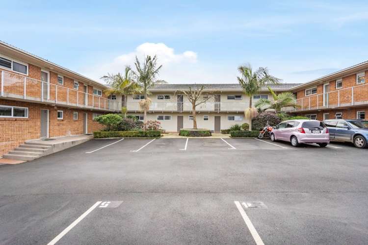 16/83 Lake Road Devonport_1