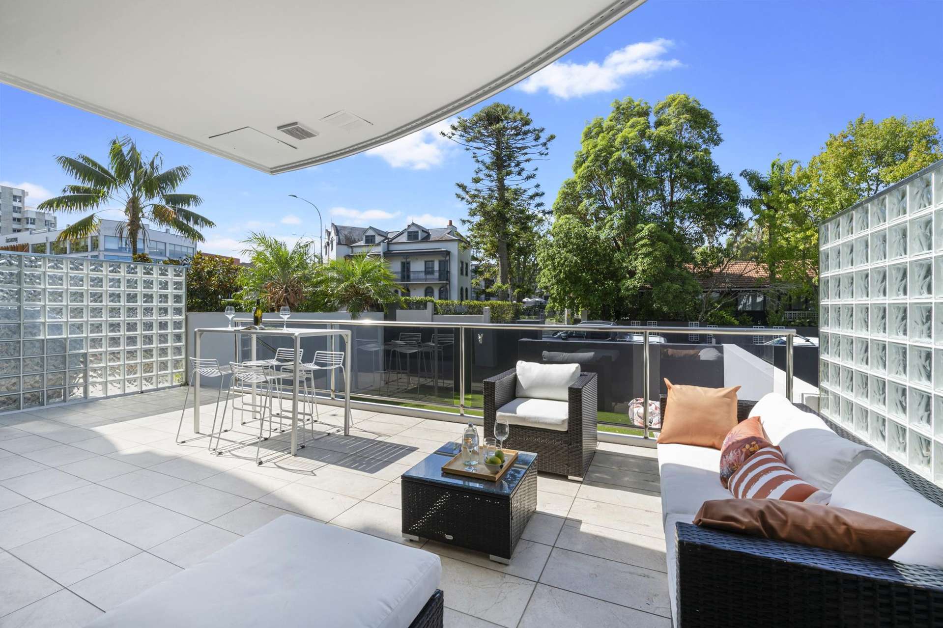 GC/175 Hurstmere Road Takapuna_0