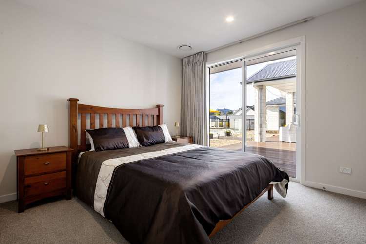 85 Alan Livingston Drive Cambridge_22