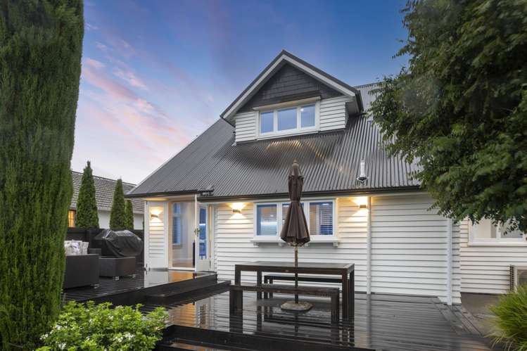 111 St Andrews Square Strowan_28