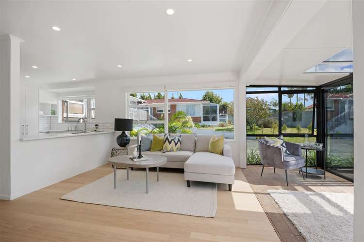 1/240 Hurstmere Road Takapuna_22