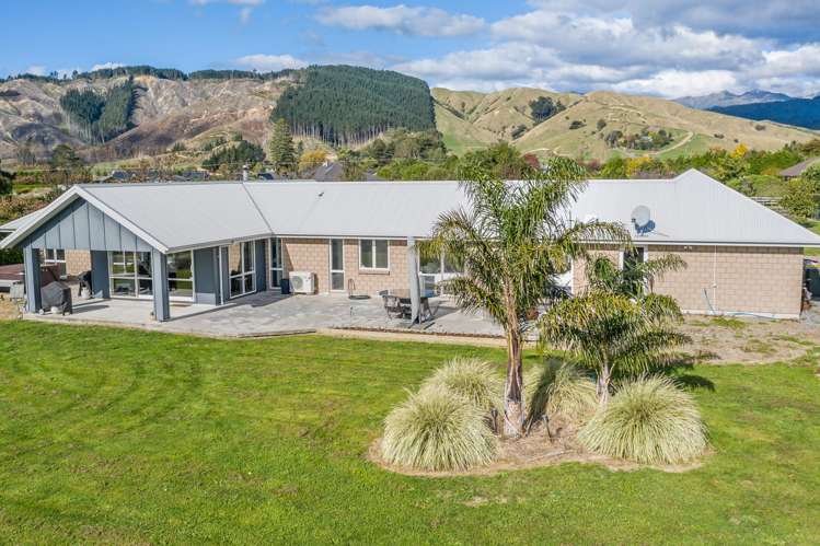 76 Pohutukawa Drive_0