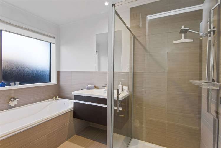 11 Westpark Drive Burnside_13