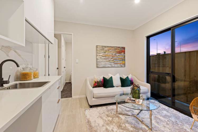215b Murphys Road Flat Bush_7