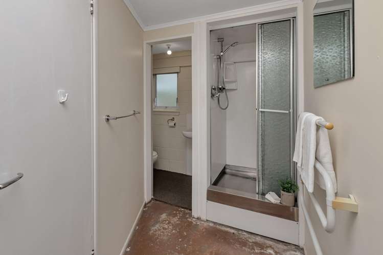 39 Carr Street Te Kamo_16