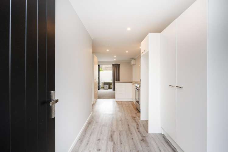 8B Sinclair Avenue_2