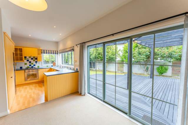 157 Pages Road Marchwiel_4