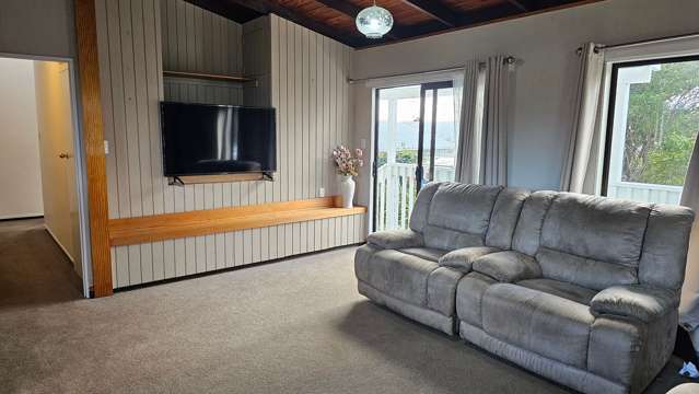 Charming 3BR Home with Lush Backyard