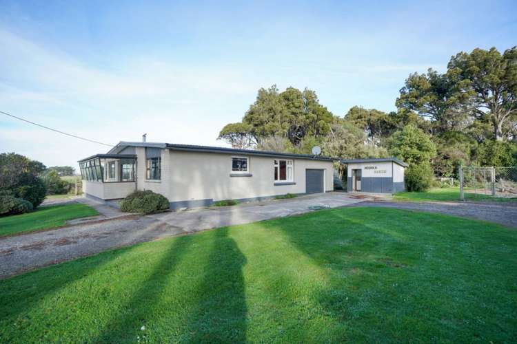 49 Ferry Road West Plains_33