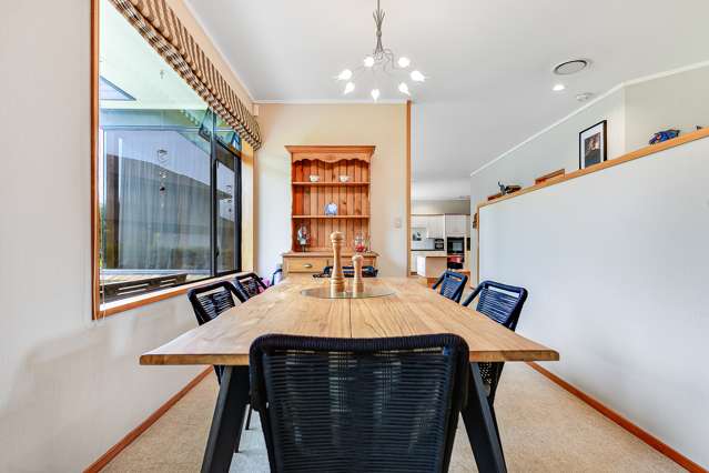 5 River Oaks Place Pukete_4