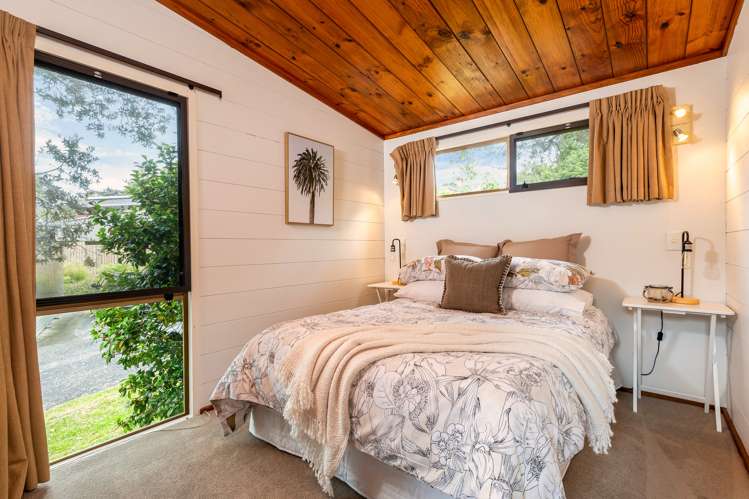 18 Kawaka Street Titirangi_14