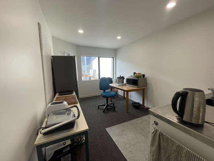 C/5 Heb Place Takanini_7