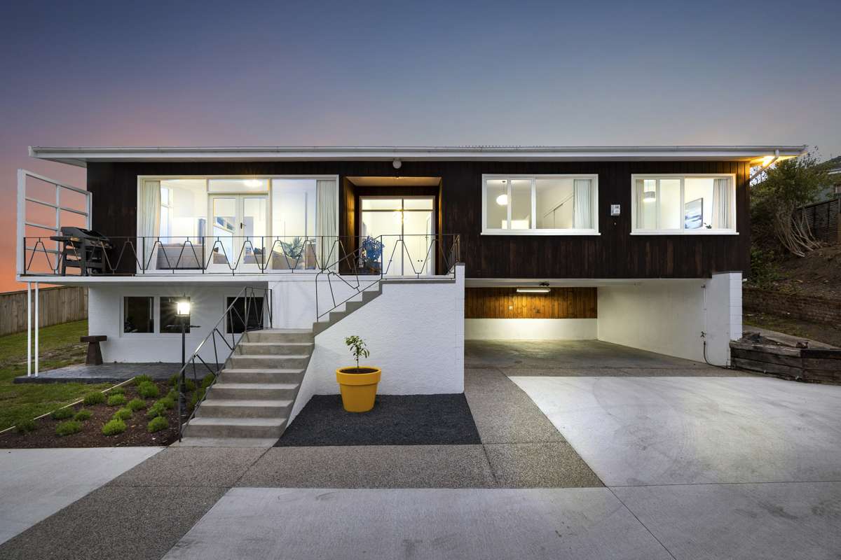 77 Easther Crescent_0
