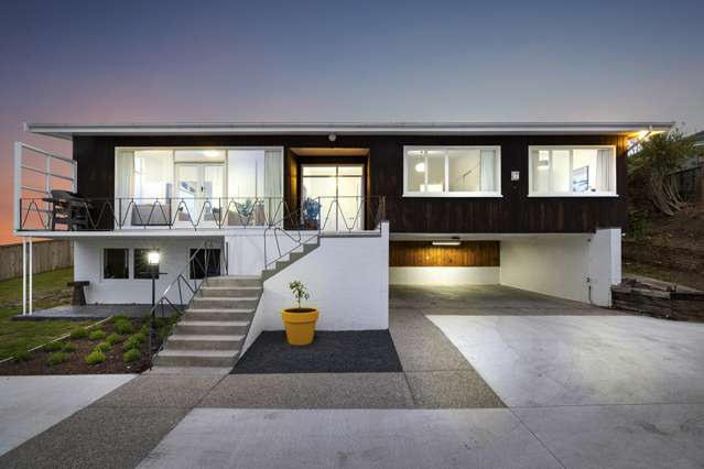 Front-row views, mid century design