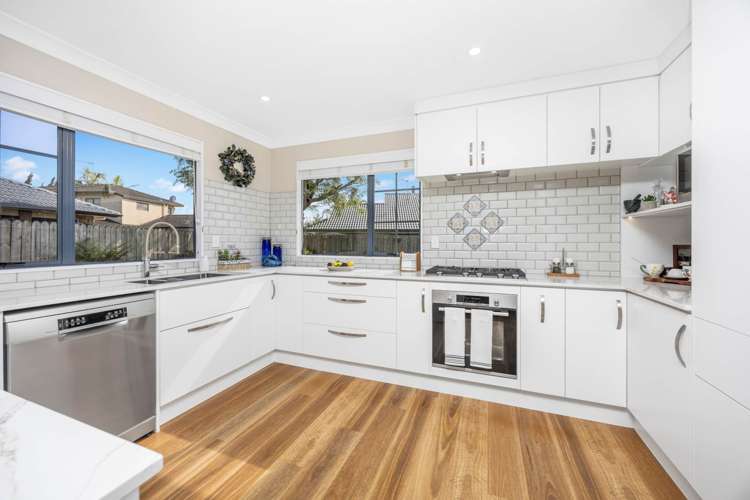 63 Lothian Brae Wattle Downs_5