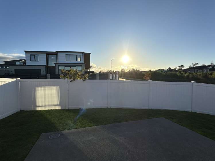 56 Riverhead Point Drive Riverhead_21