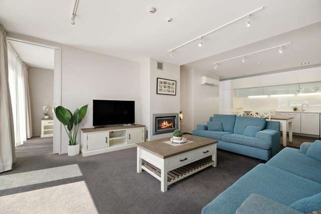 Must be sold – Airbnb ready, walk to town!