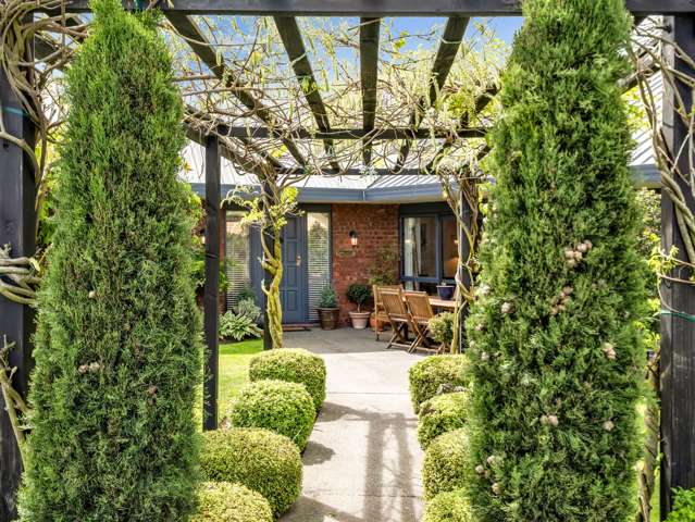 8 Stable Way Belfast_1