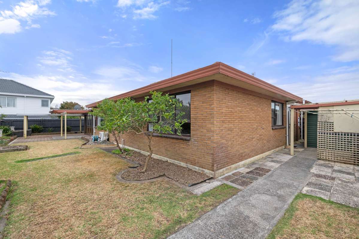 2/60 Vivian Wilson Drive_5