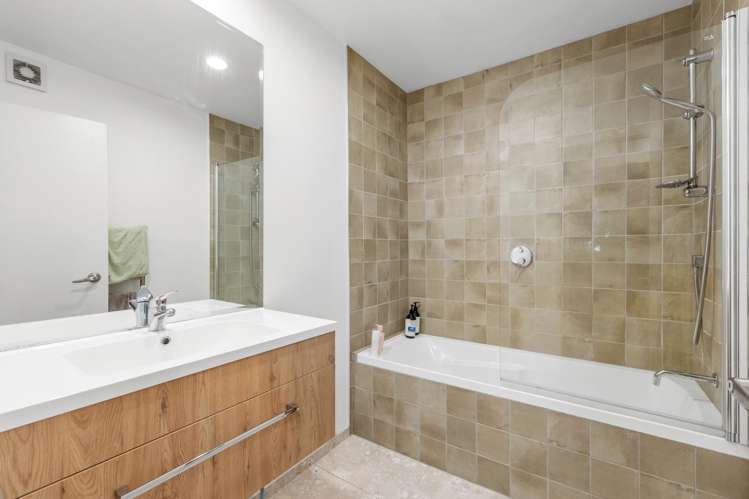 B/8 Wye Place Fernhill_13