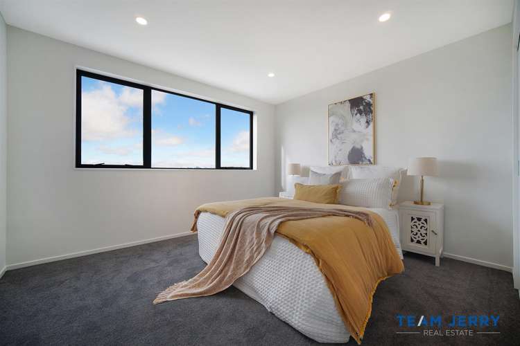 1 Korowhiti Road Clarks Beach_28