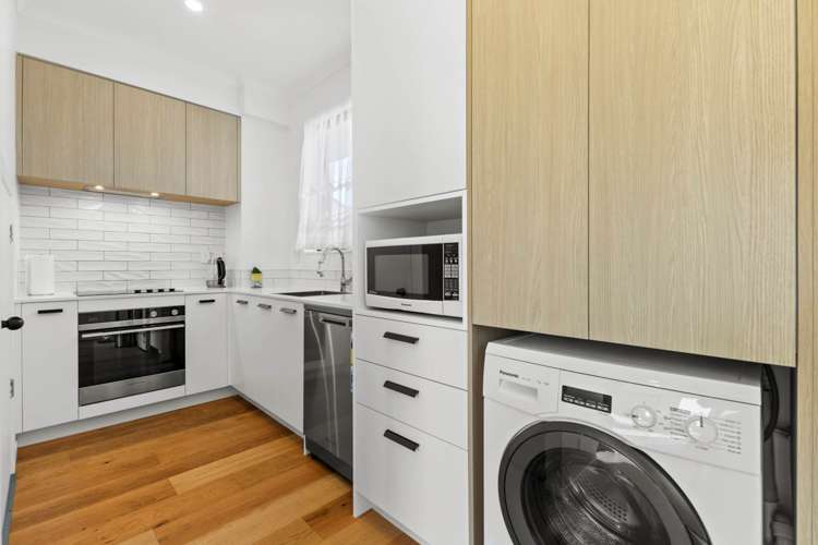 32 Waipuhinui Way Wiri_5