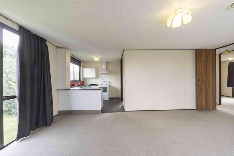 1A Reeves Close_0