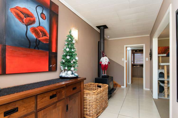 26 Surrey Street Taradale_9