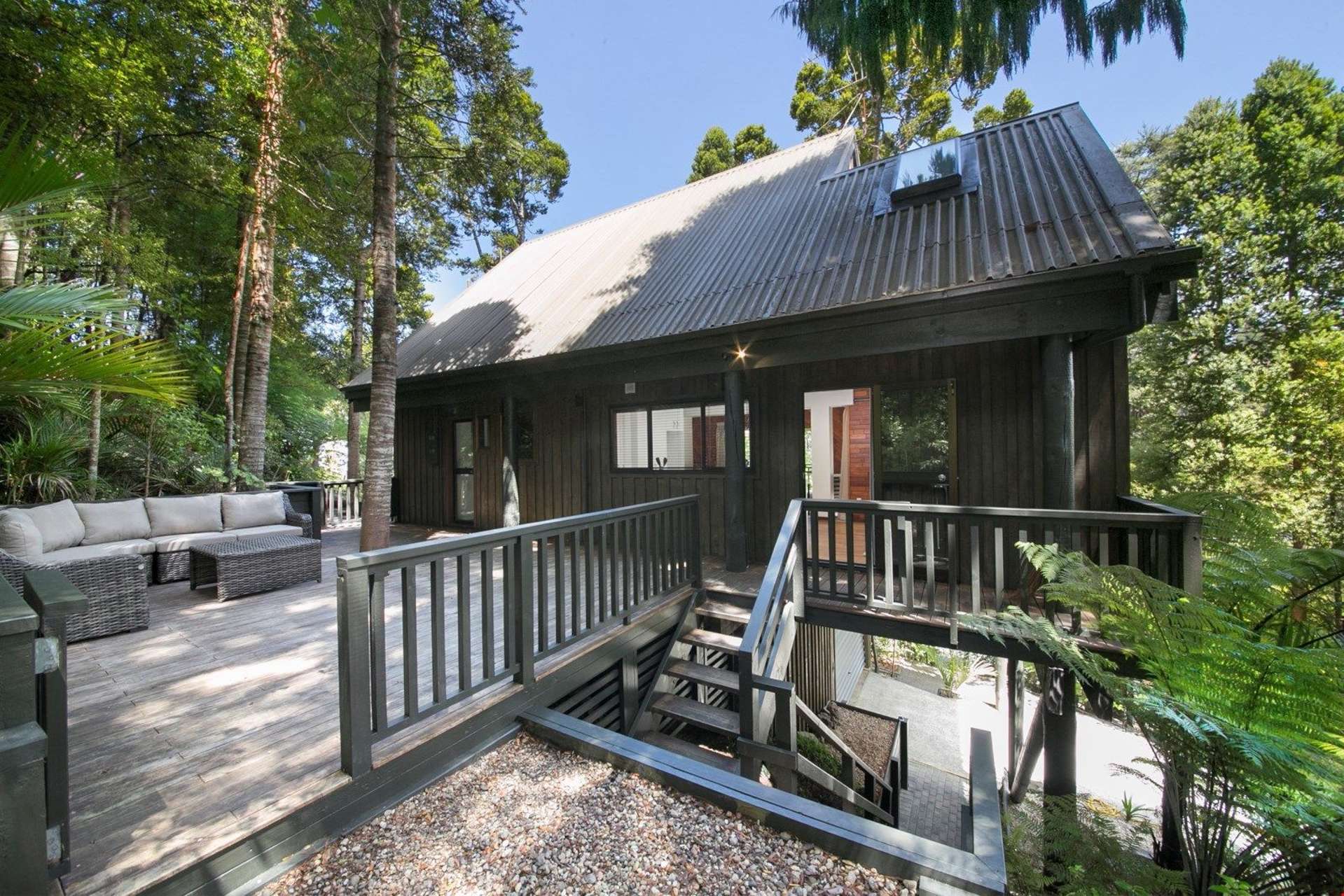 8 Takahe Road Titirangi_0