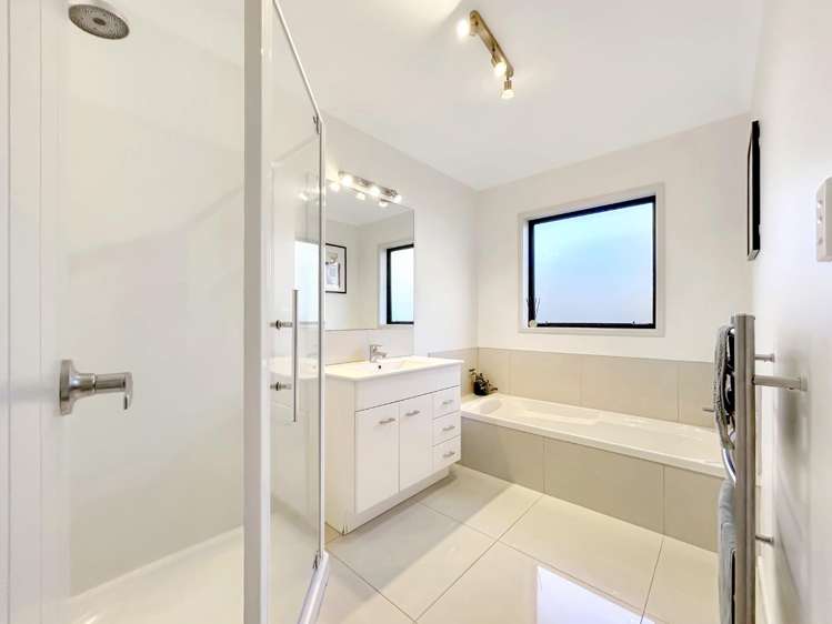 24 Coby Sydney Drive 10825_17