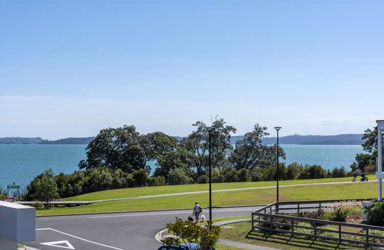 106 Liberty Crescent Beachlands_21