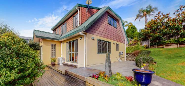 31 De Val Drive Titirangi_8