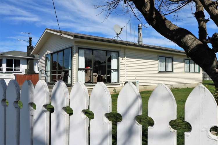 37 Costley Street Carterton_16