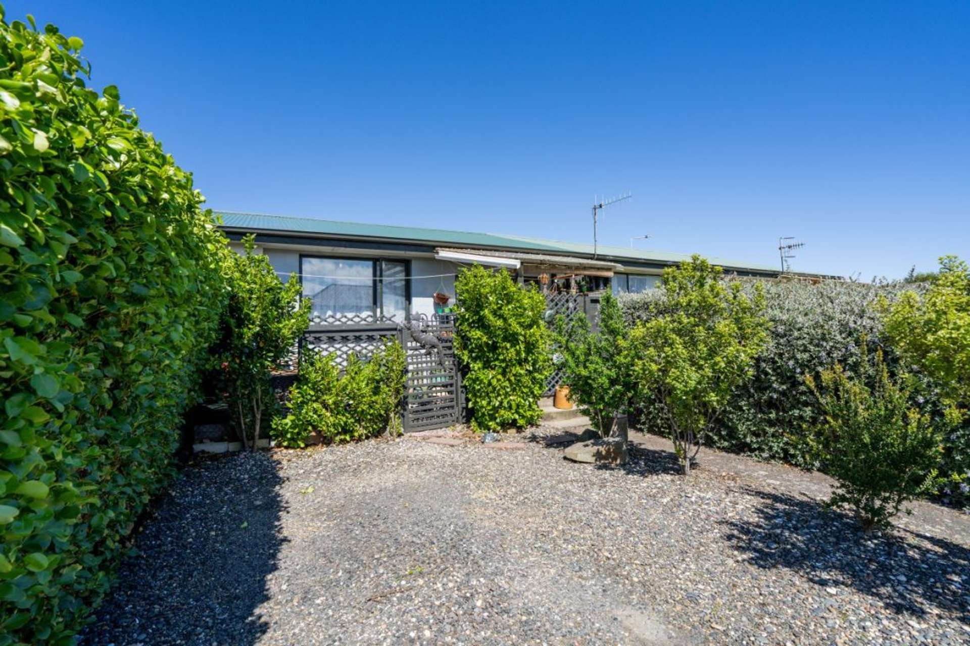 2/233 Ettrick Street Appleby_0