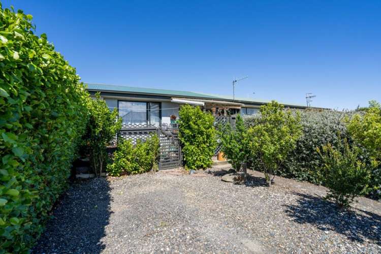 2/233 Ettrick Street Appleby_0
