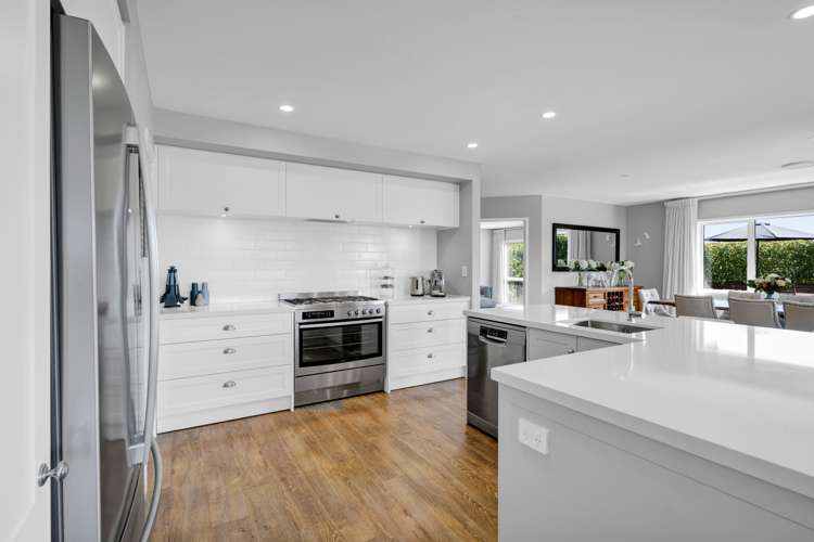 1371 Egmont Road Egmont Village_6