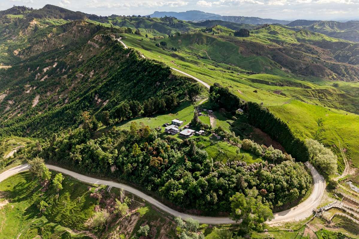 551 Parikanapa Road_4