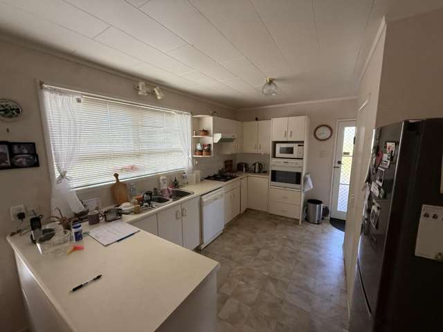 38 Chedworth Avenue 1053_2