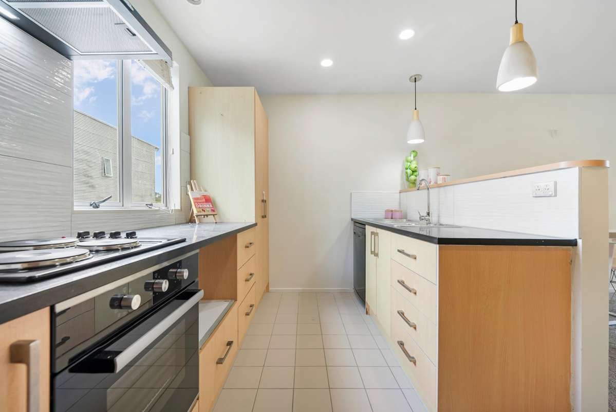 435B West Coast Road_5