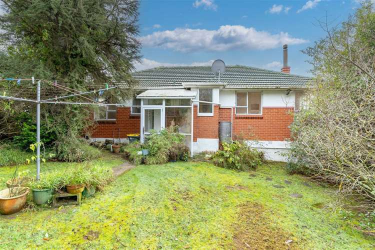 13 Barton Street Brockville_18