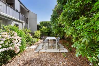 2/38 Challenger Street_3