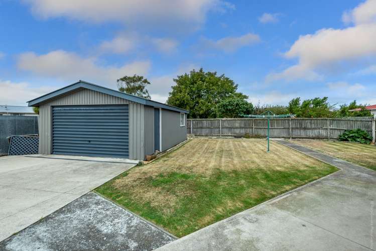 10 Lenton Street Aranui_17